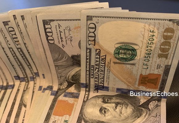 كبف سيؤثر تحديد سعر 3200 ليرة لدولار الصرافين؟