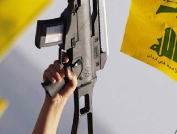 «حزب الله» يمتص غضب شيعة لبنان بشحنات الوقود الإيرانية