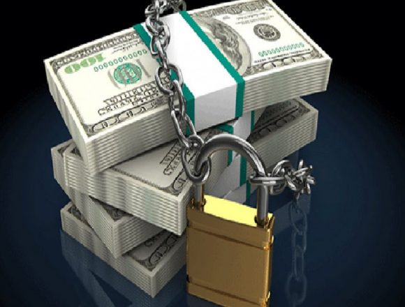 تداعيات “الكابيتال كونترول” على الاقتصاد الوطني والودائع والتحويلات المالية