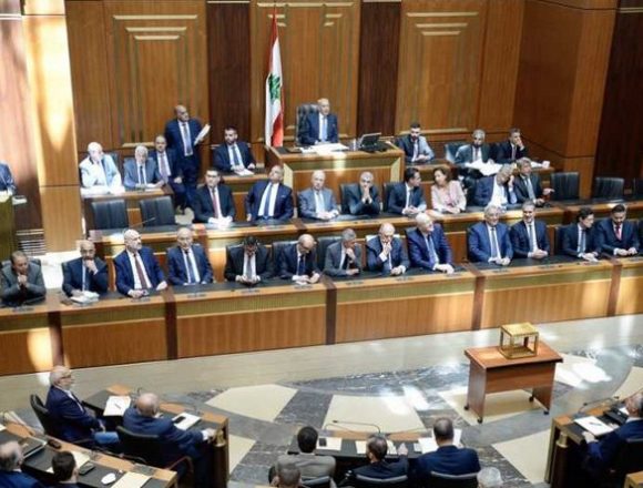 تهريب الموازنة بـ”المفرق” ولا تصويت حتى برفع الأيدي