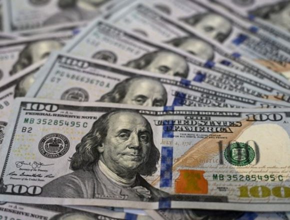 الافكار “دولرة” الرواتب والأجور للقطاعين العام والخاص مرتبطة بـ “دولرة” الأسعار والعقود