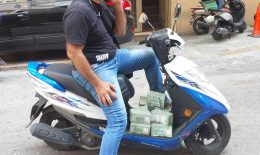 تي تزامناً مع انتهاء الصيف وعجز الموازنة… هل يلامس سعر صرف الدولار الخمسين ألفاً؟