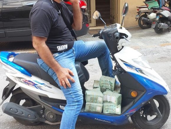 تي تزامناً مع انتهاء الصيف وعجز الموازنة… هل يلامس سعر صرف الدولار الخمسين ألفاً؟