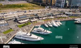 shops-and-restaurants-at-zaytouna-bay-beirut-lebanon-2AG2EG1 الاشقر: فنادق عدة تتوجه للاقفال هربا من كلفة المازوت