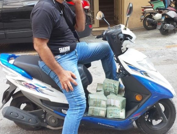 Money Exchangers Accused of Devaluating the Lebanese Pound Arrested