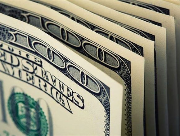 خطر إرتفاع الدولار متوقع في أي توقيت