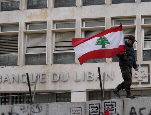 المنهوبة