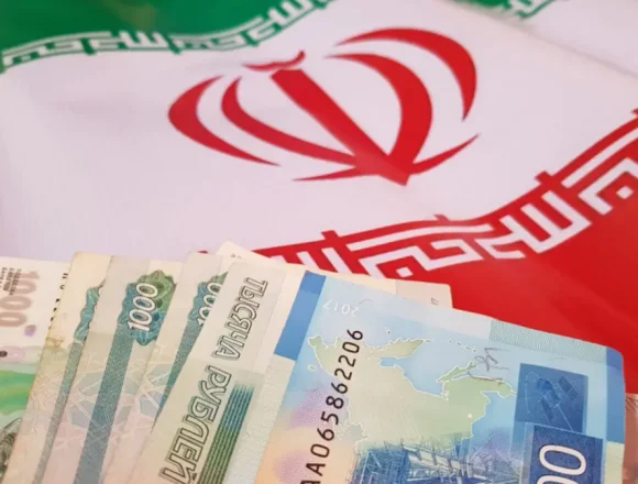 إيران
